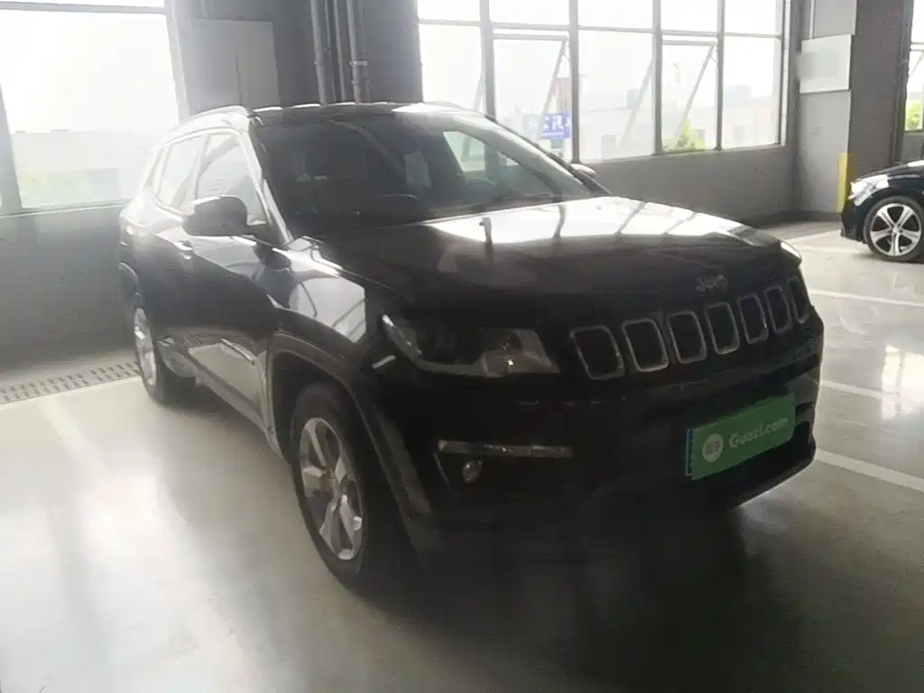 Jeep Compass — миниатюра 4