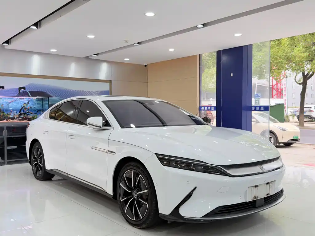 BYD Han — миниатюра 3