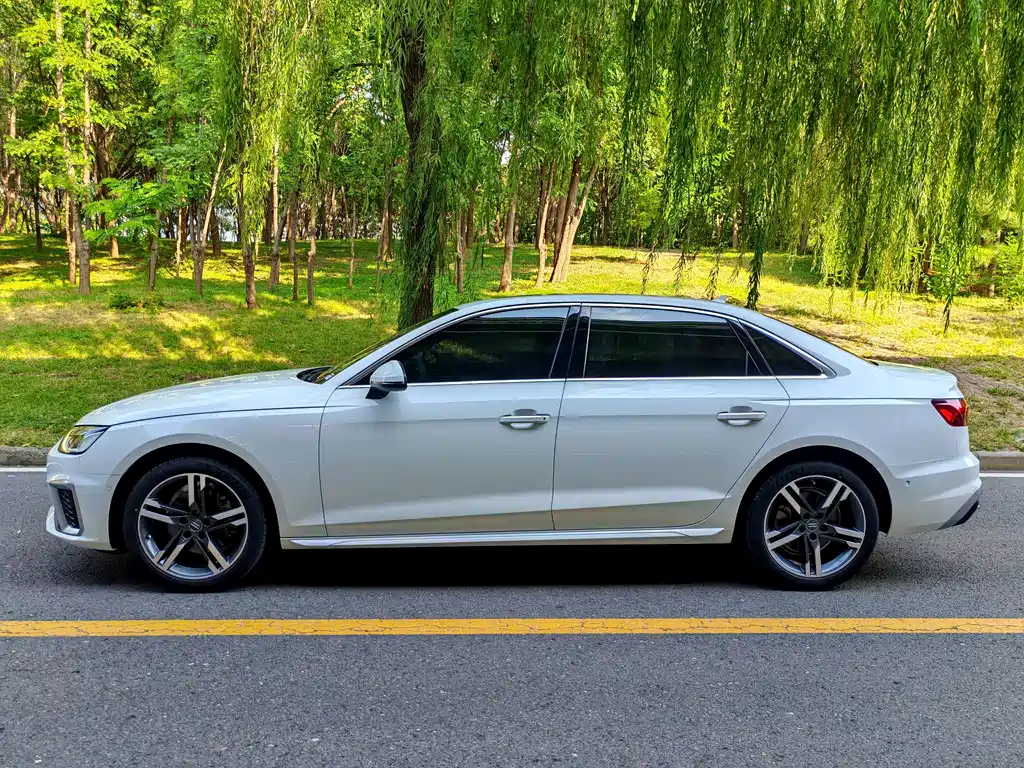 Audi A4L — миниатюра 3
