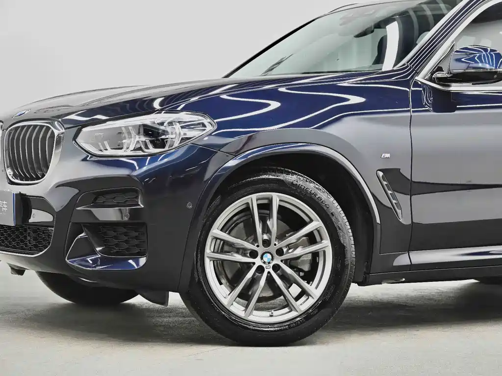 BMW X3 — миниатюра 12
