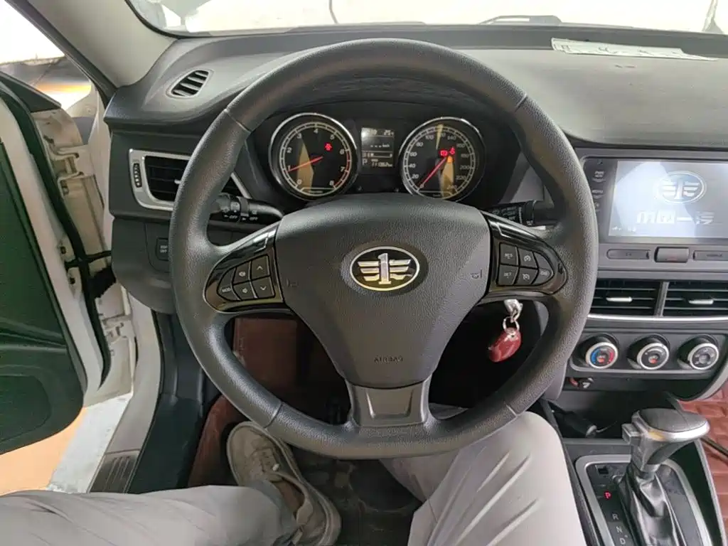 Bestune B30 — миниатюра 11