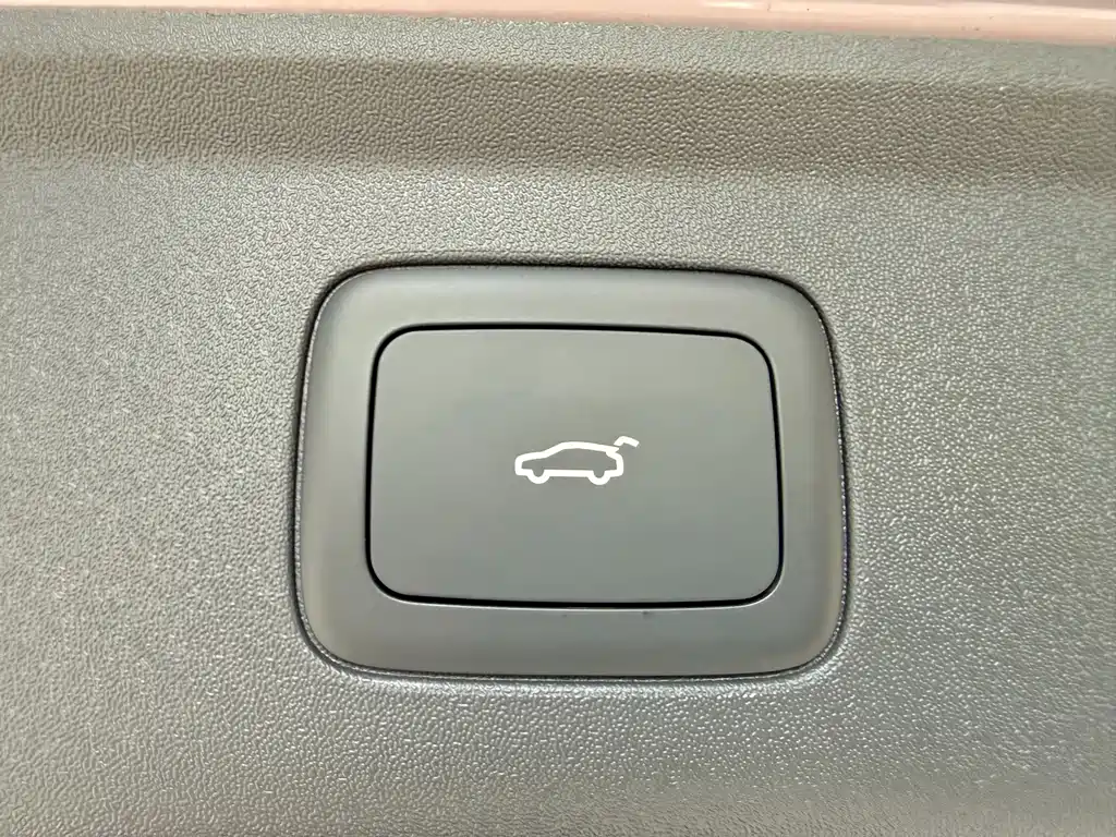 Ауди Ауди. Audi E5 Sportback — миниатюра 13