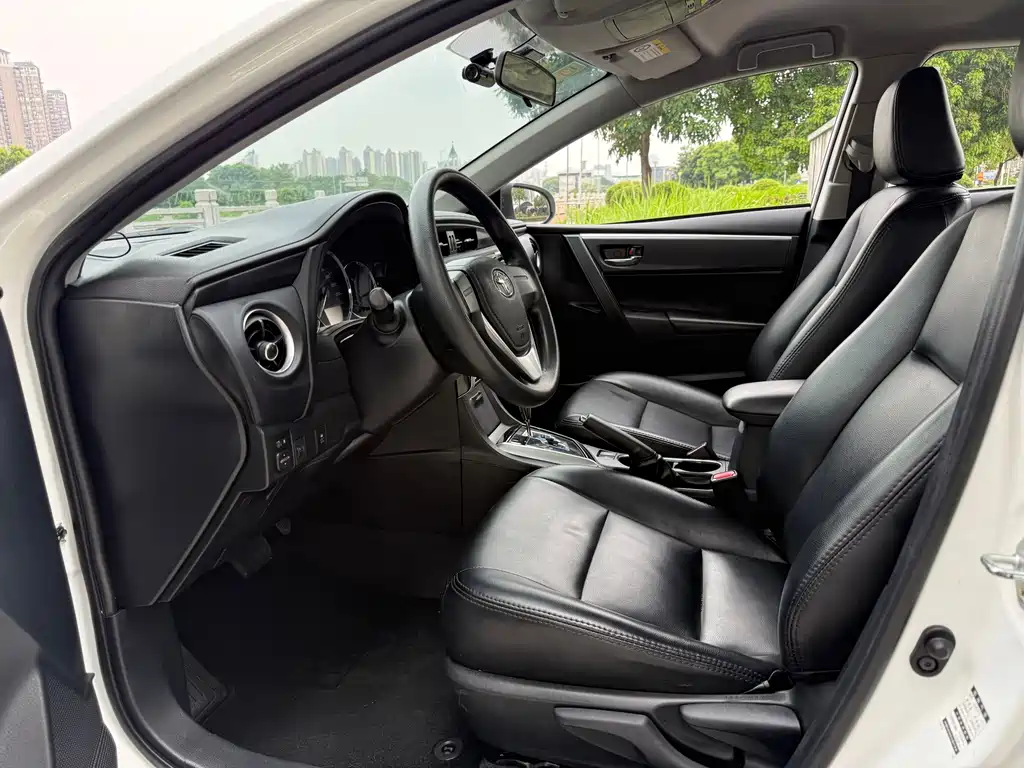 Toyota Corolla — миниатюра 4