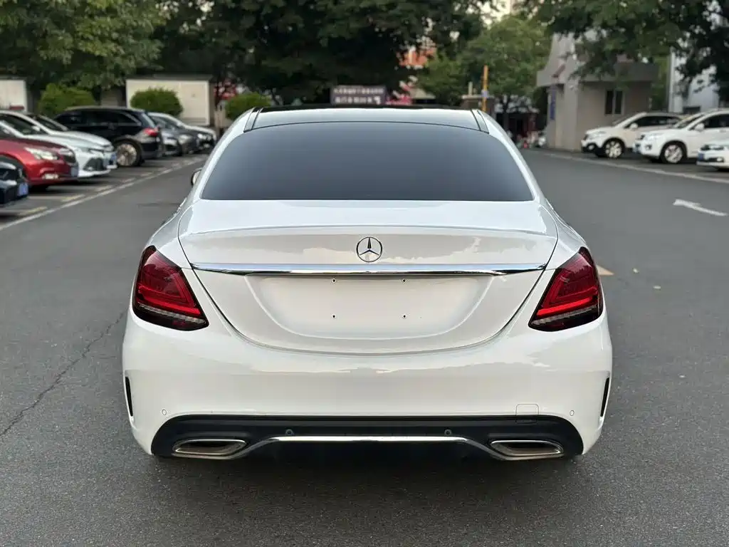 Mercedes-Benz C-Class — миниатюра 5