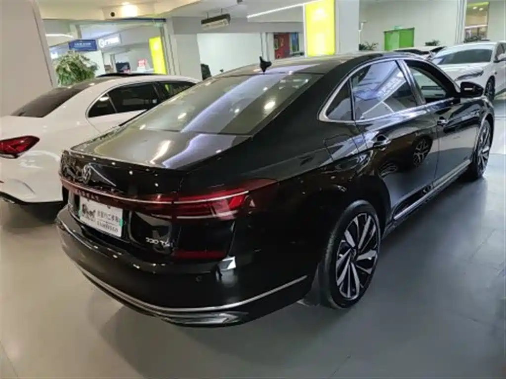 Volkswagen Passat — миниатюра 4