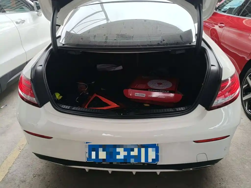 Mercedes-Benz C-Class (Import) — миниатюра 19