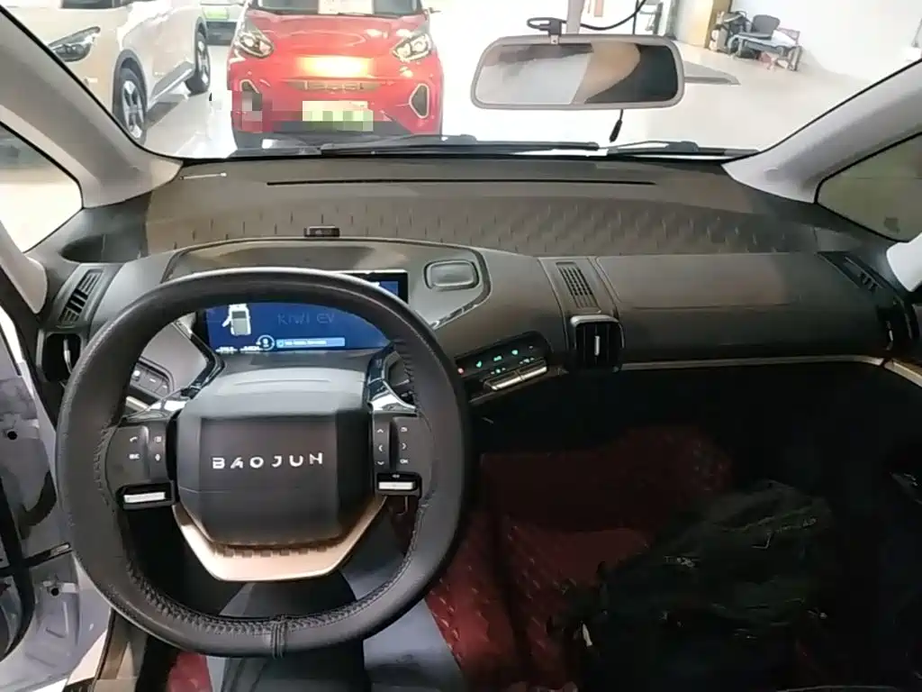 Baojun KiWi EV — миниатюра 10
