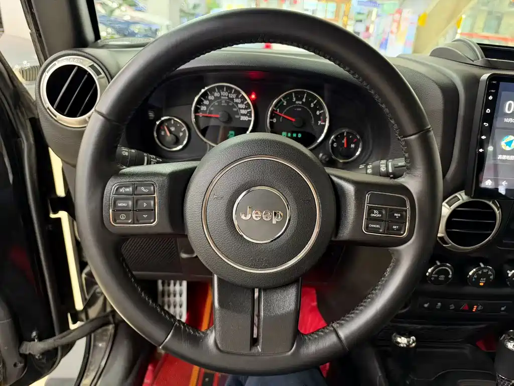 Jeep Wrangler — миниатюра 6