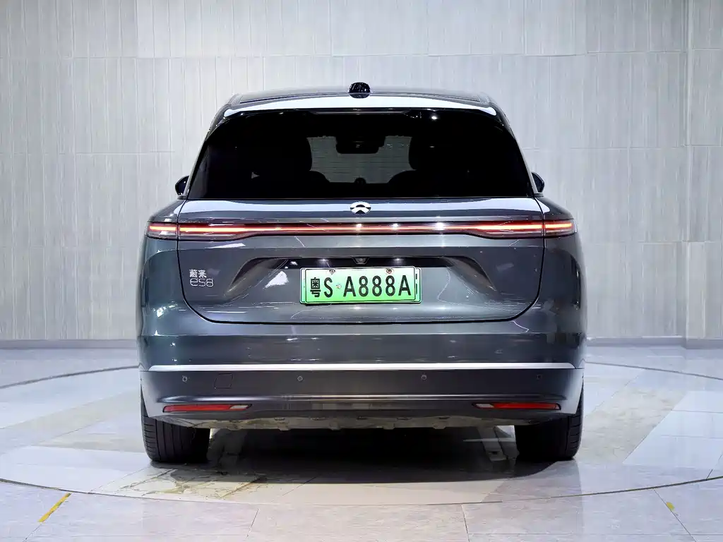 NIO ES8 — миниатюра 6