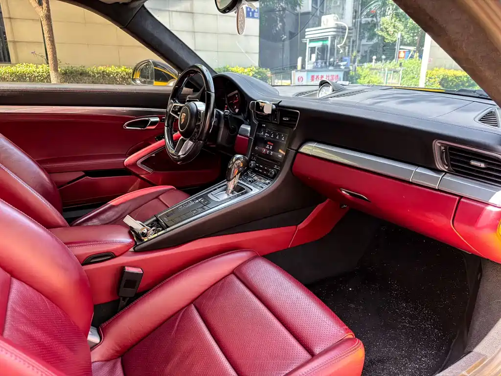 Porsche 911 — миниатюра 6