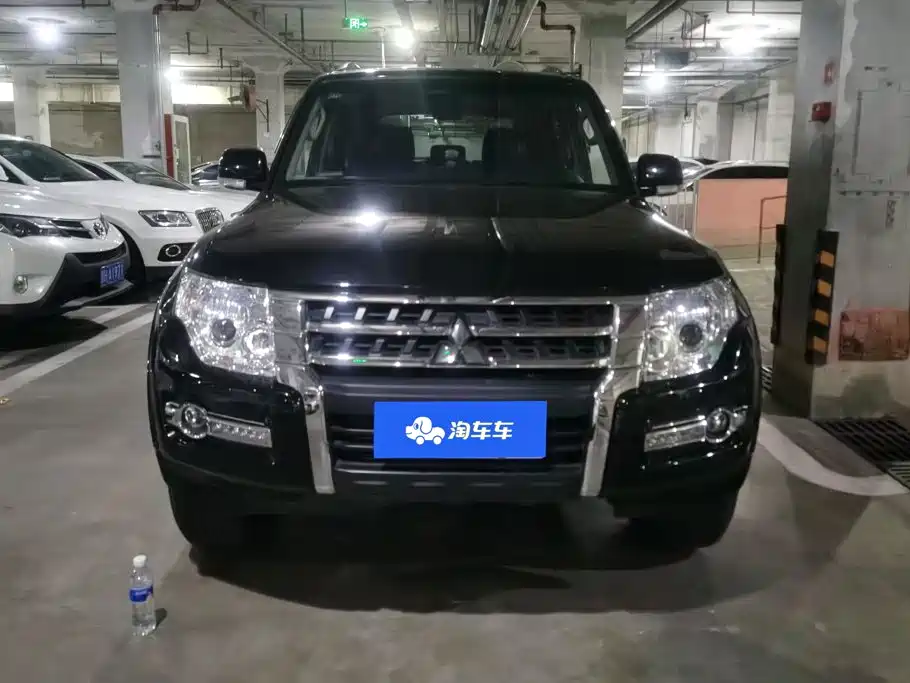 Mitsubishi Pajero (Import) — миниатюра 2