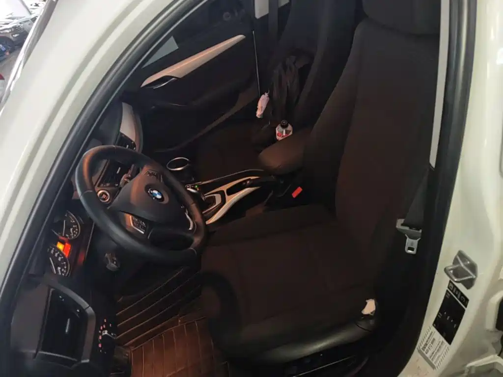 BMW X1 — миниатюра 15
