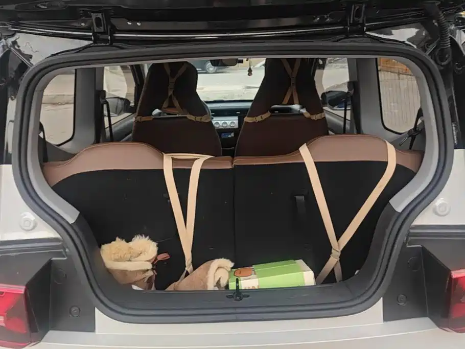 Wuling MINIEV — миниатюра 4