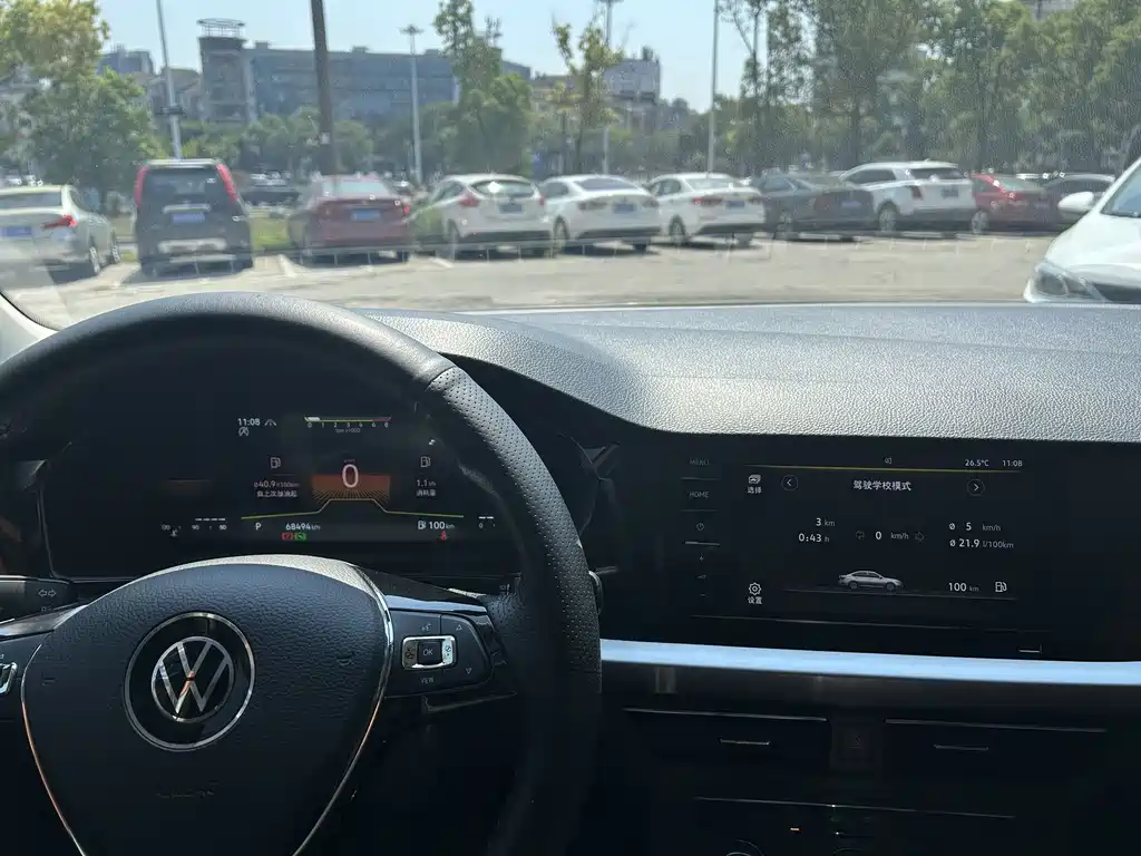 Volkswagen Lavida — миниатюра 9