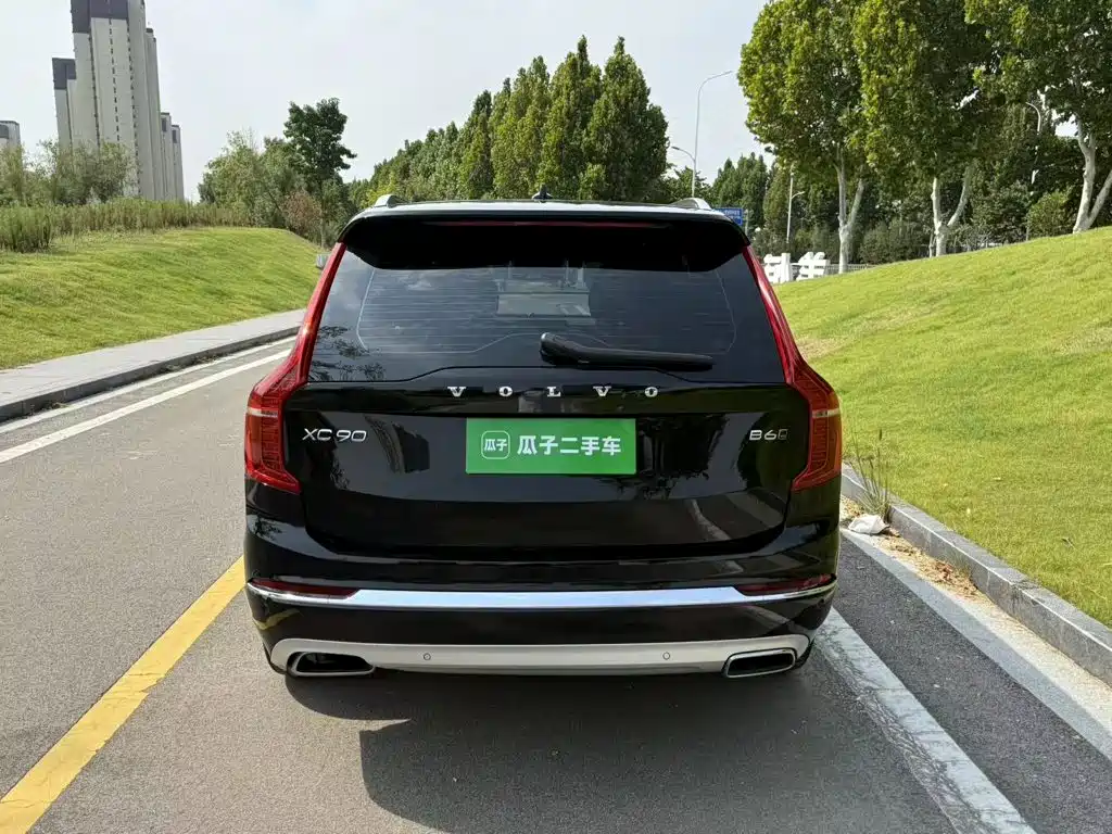 Volvo XC90 — миниатюра 6
