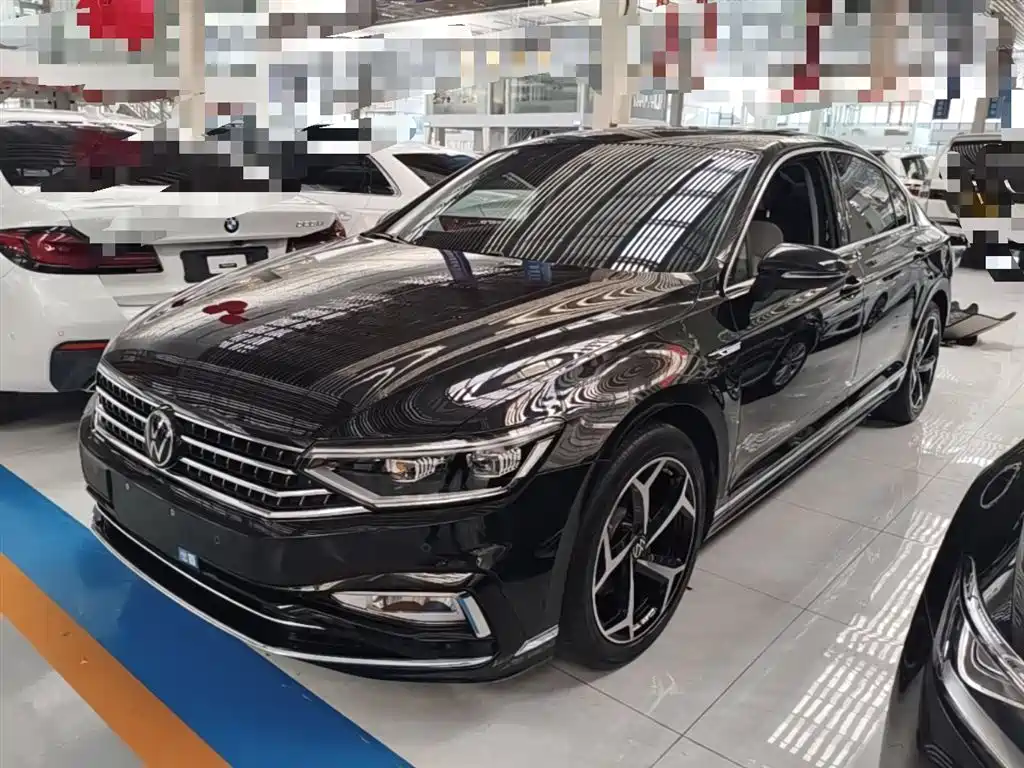 Купить Volkswagen Magotan