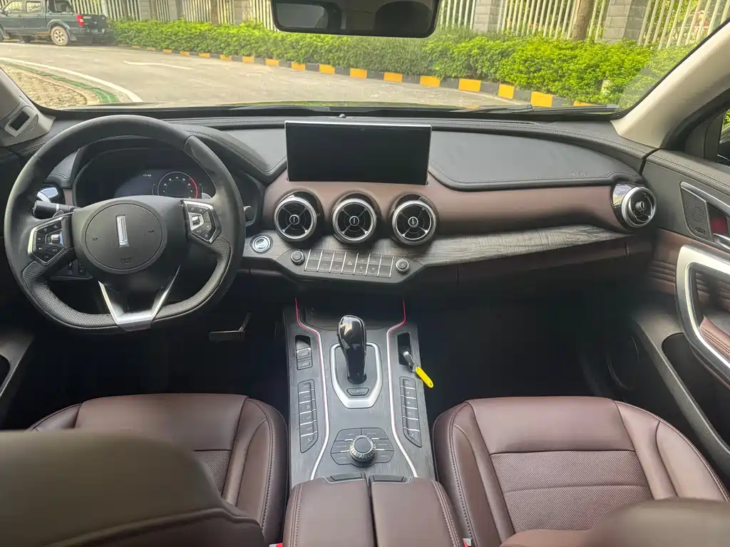 WEI PAI WEI BRAND VV7