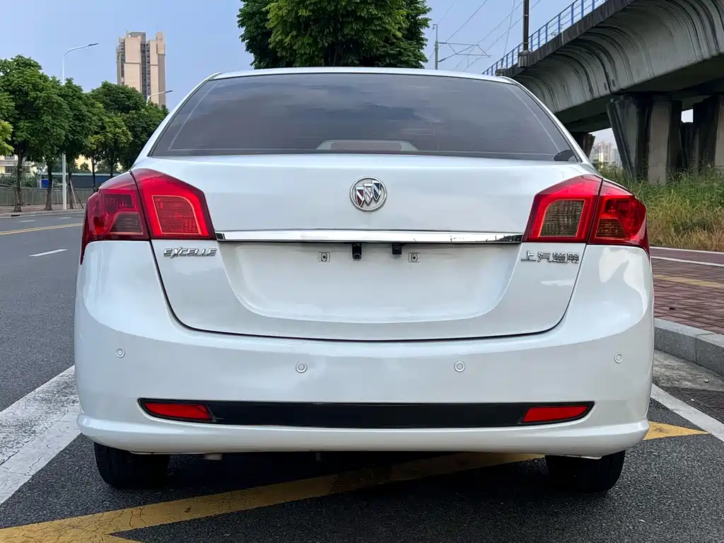 Buick Excelle — миниатюра 8