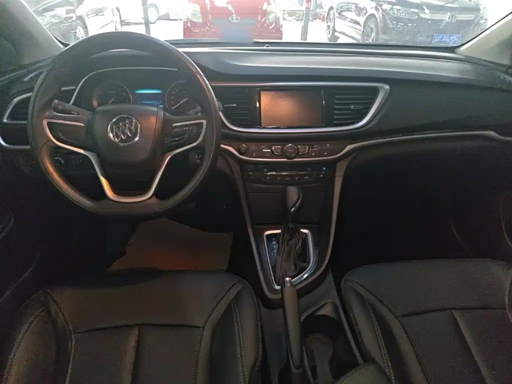 Buick Excelle — миниатюра 10
