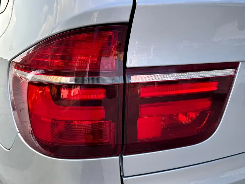 BMW X5 (Import) — миниатюра 9