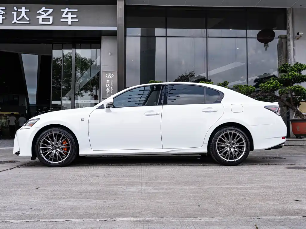 Lexus GS — миниатюра 4