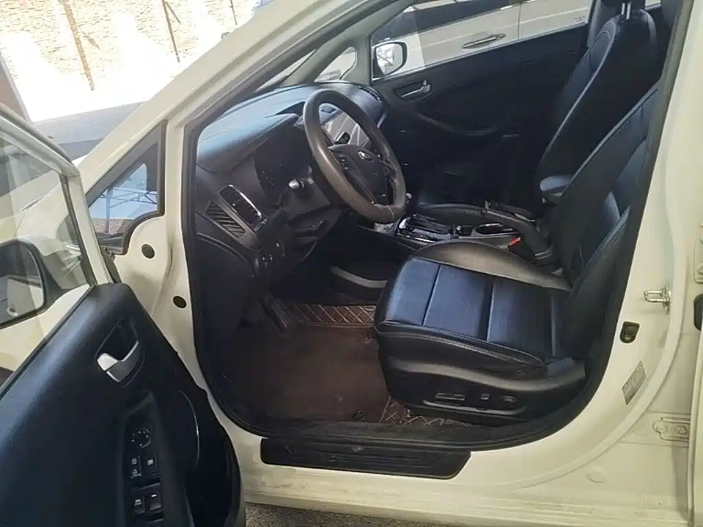 Kia K3 — миниатюра 20
