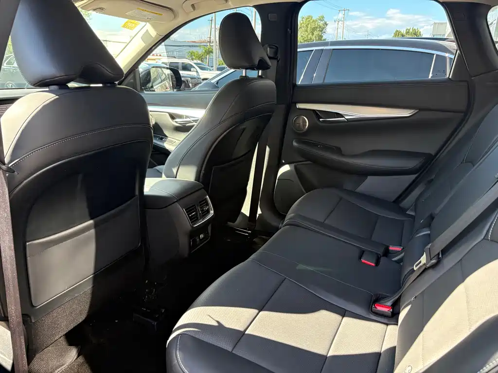 Infiniti QX50 — миниатюра 7