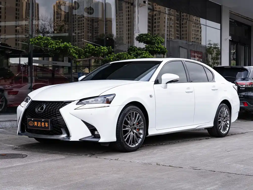 Lexus GS