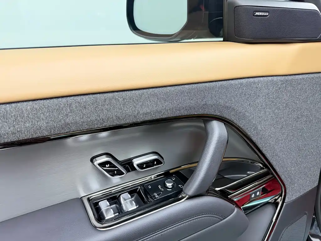 Land Rover Sport — миниатюра 10