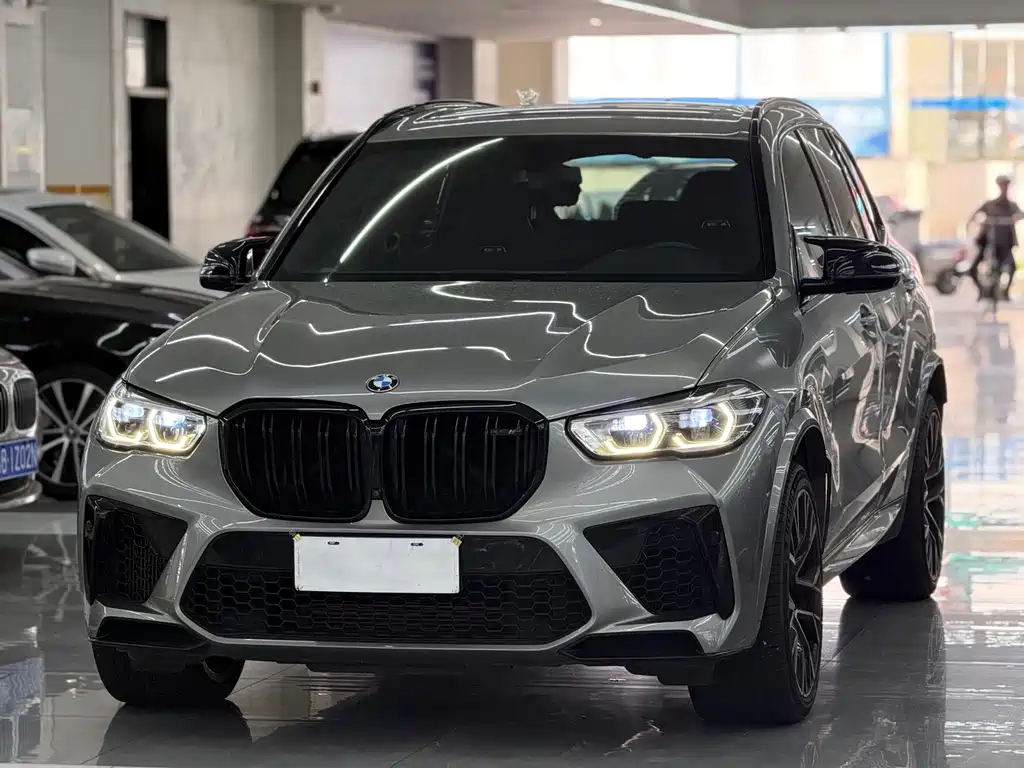 BMW X5 M