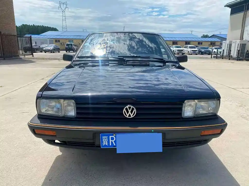 Volkswagen Santana Classic — миниатюра 2