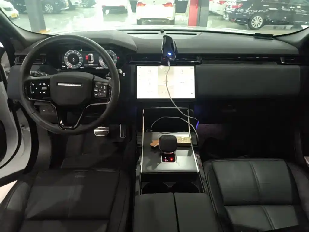 Land Rover Velar — миниатюра 10
