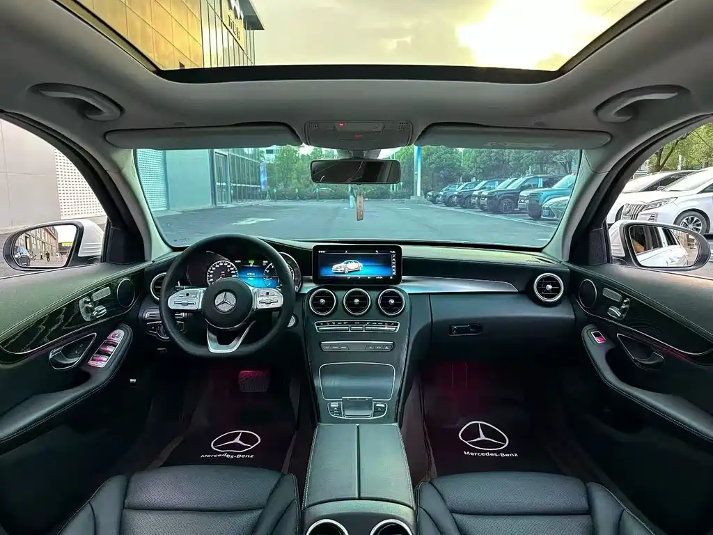 Mercedes-Benz C-Class — миниатюра 5
