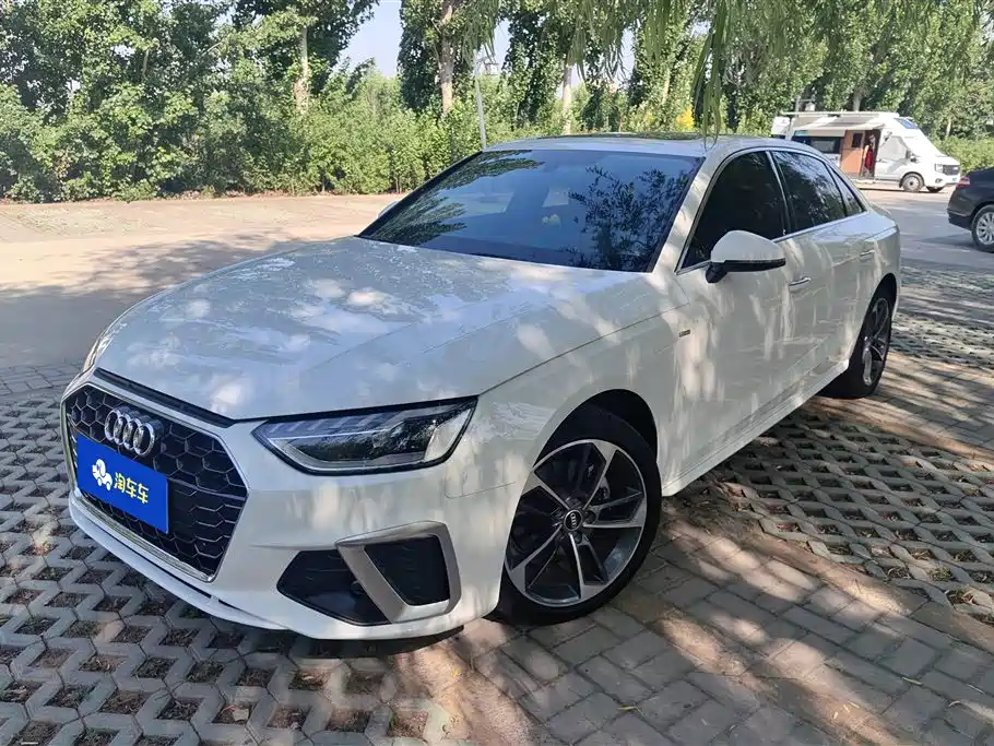 Купить Audi A4L