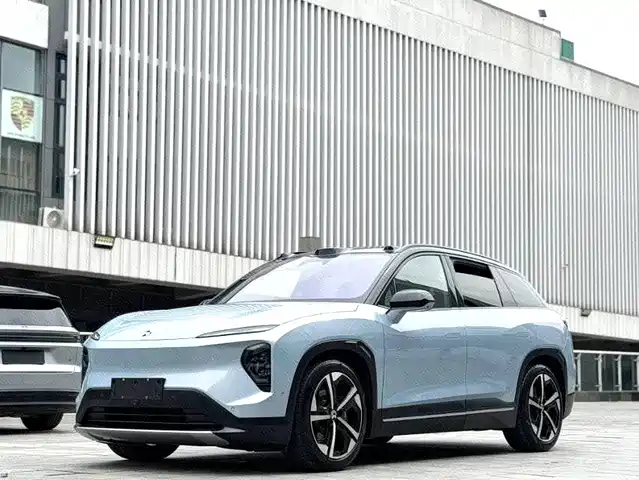 NIO ES7