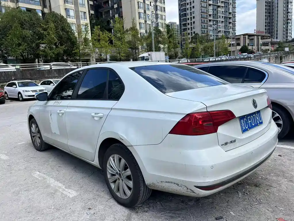 Volkswagen Bora — миниатюра 6