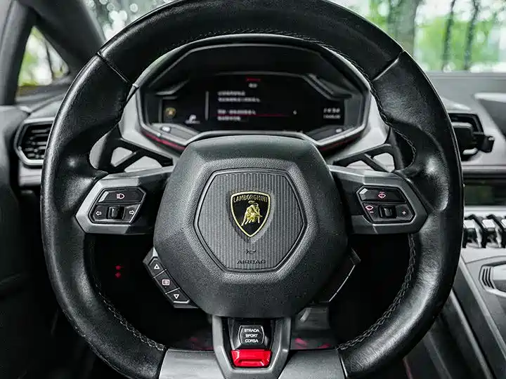 Lamborghini Huracán — фотографии объявления, Фото 16