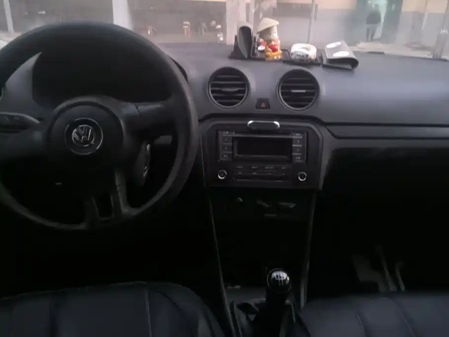 Volkswagen Jetta — миниатюра 12