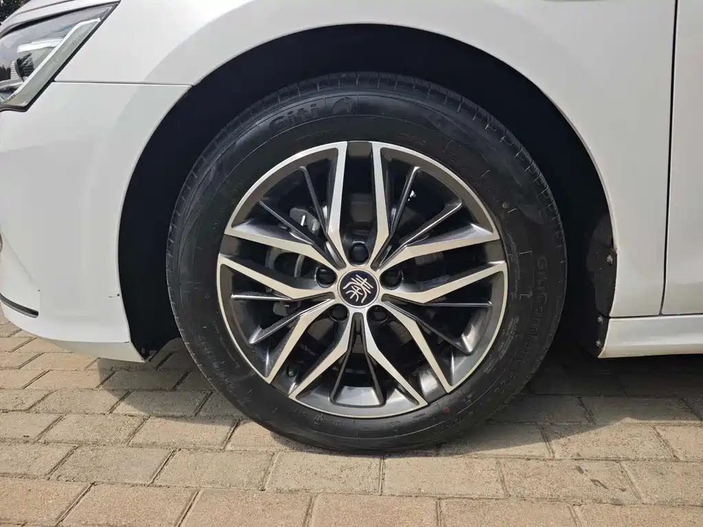 BYD Qin PLUS — миниатюра 15
