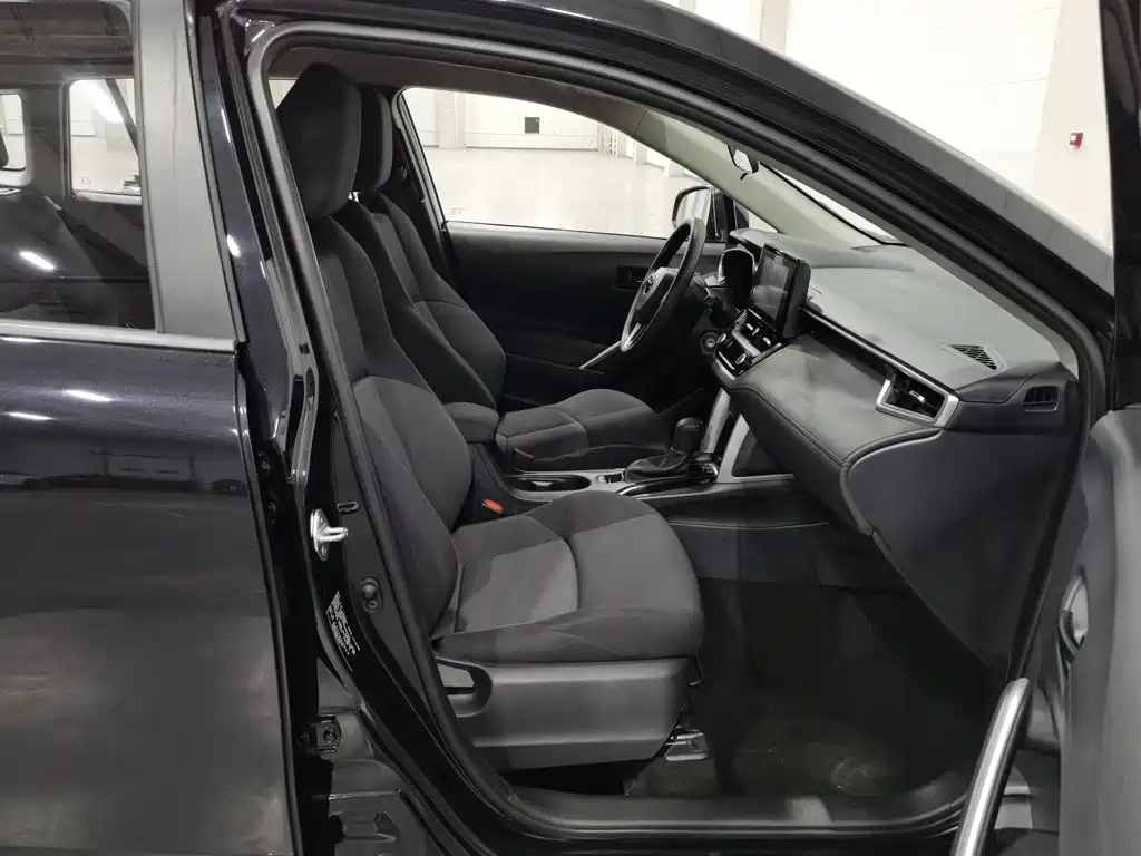 Toyota Frontlander — миниатюра 23