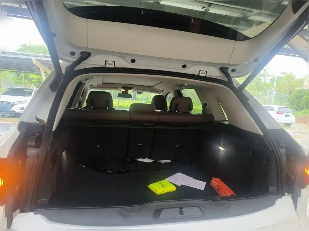 BMW X5 (Import) — миниатюра 10