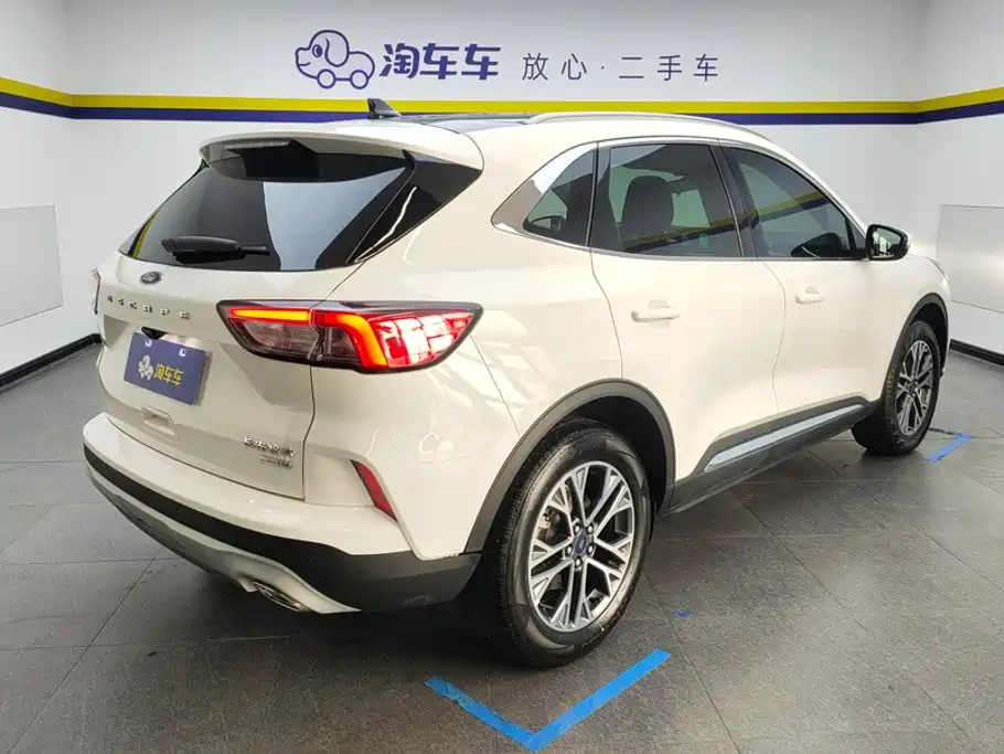 Ford Escape — миниатюра 3