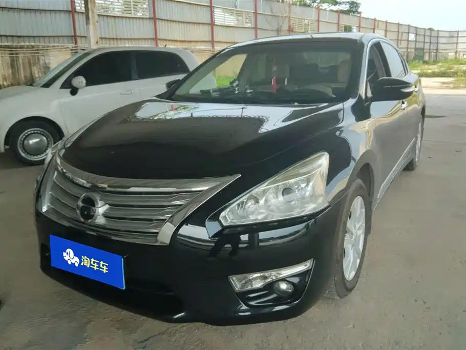 Купить Nissan Teana