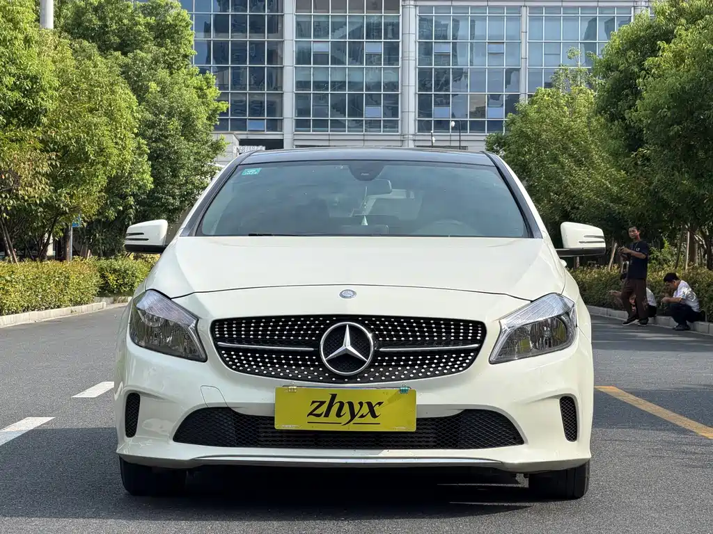 Mercedes-Benz A-Class (Import) — миниатюра 2