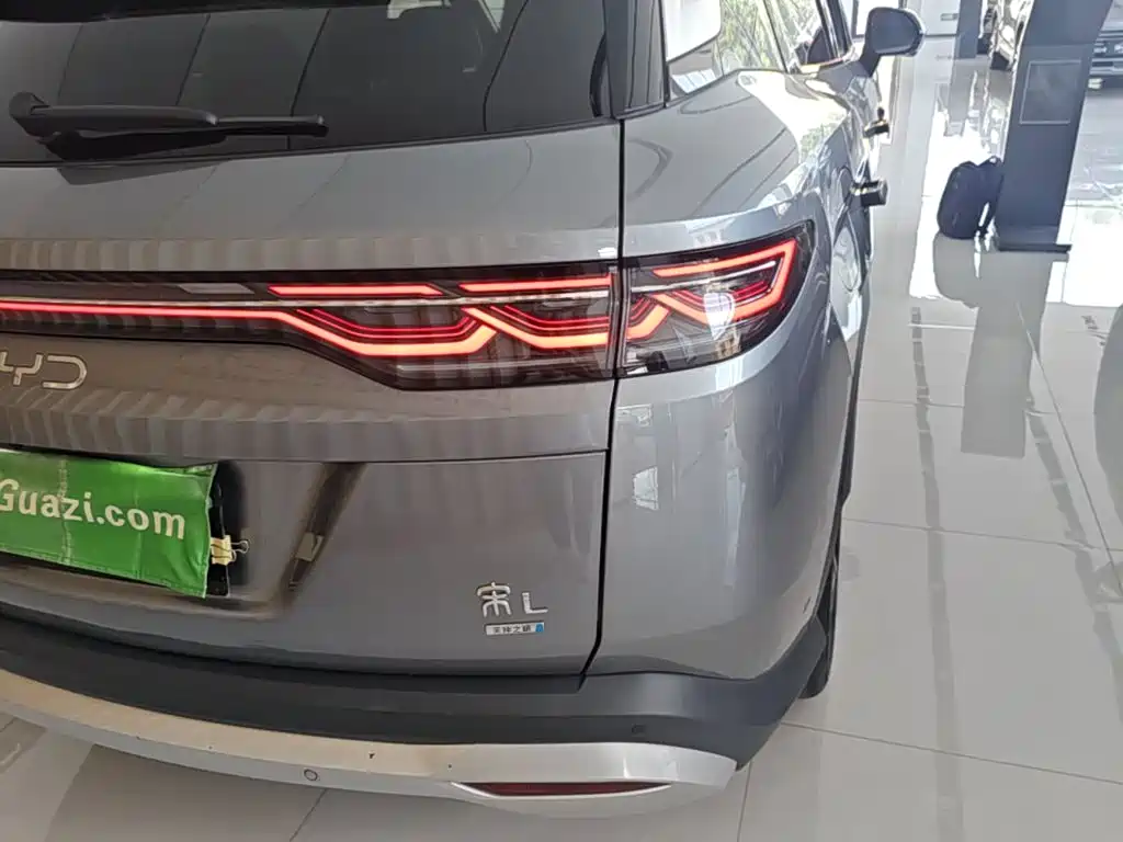 BYD L DM-i — миниатюра 8