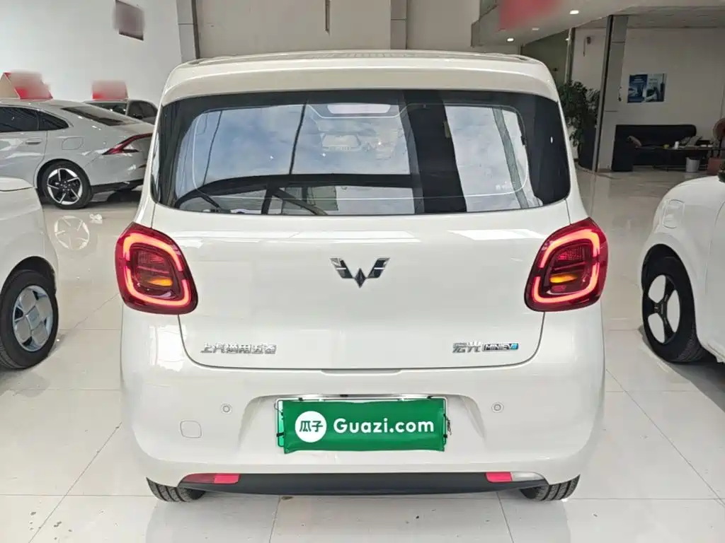 Wuling MINIEV — миниатюра 6