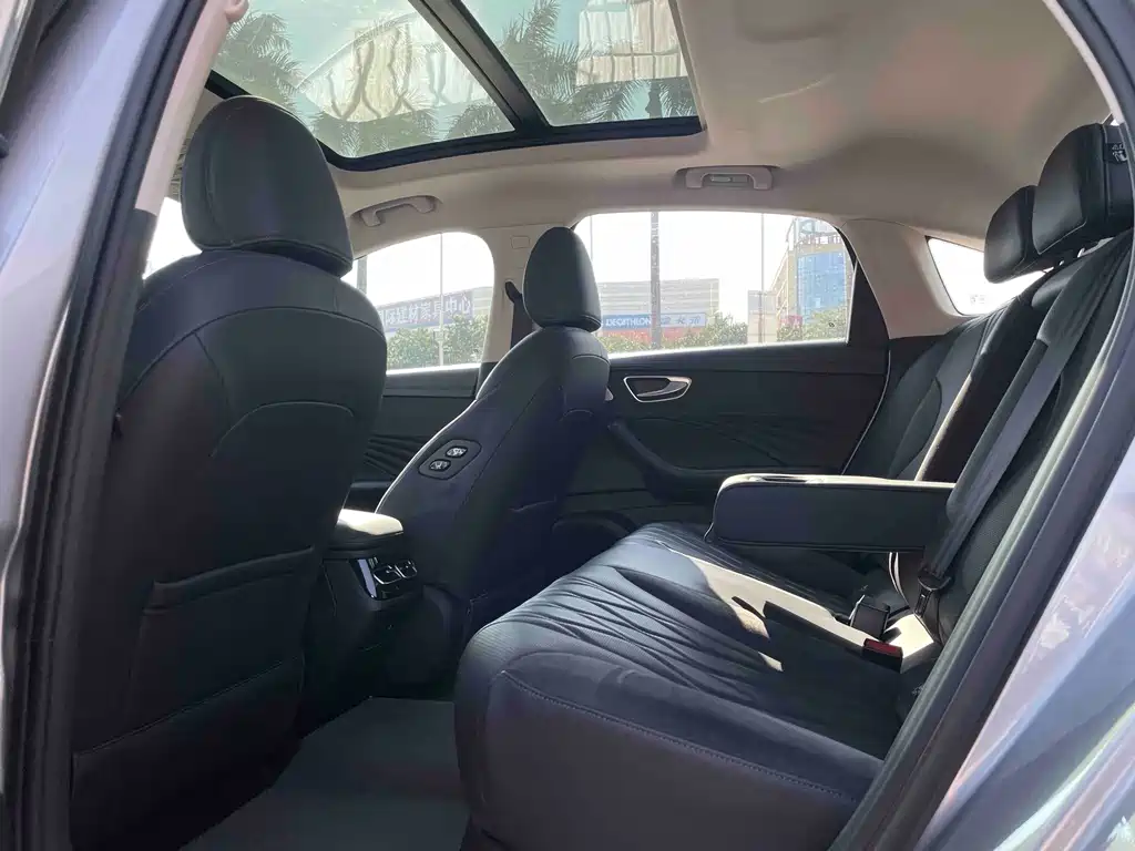 Roewe D7 — миниатюра 10