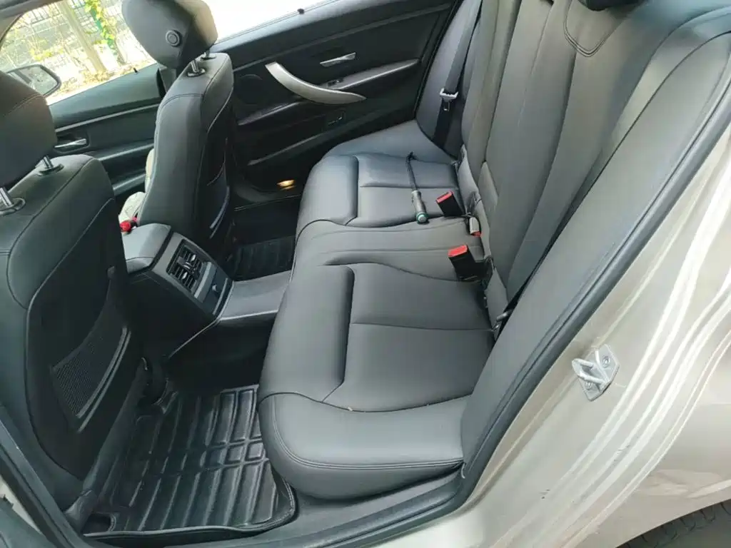 BMW 3 Series — миниатюра 22