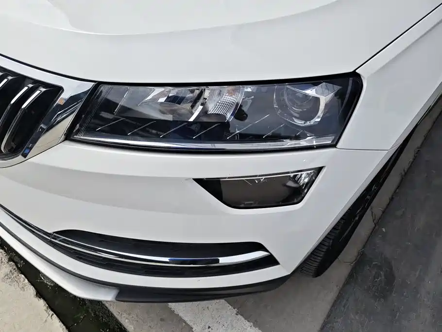Skoda Karoq — миниатюра 5