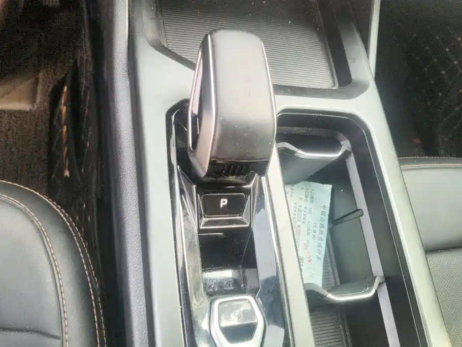 Geely Haoyue L — миниатюра 16